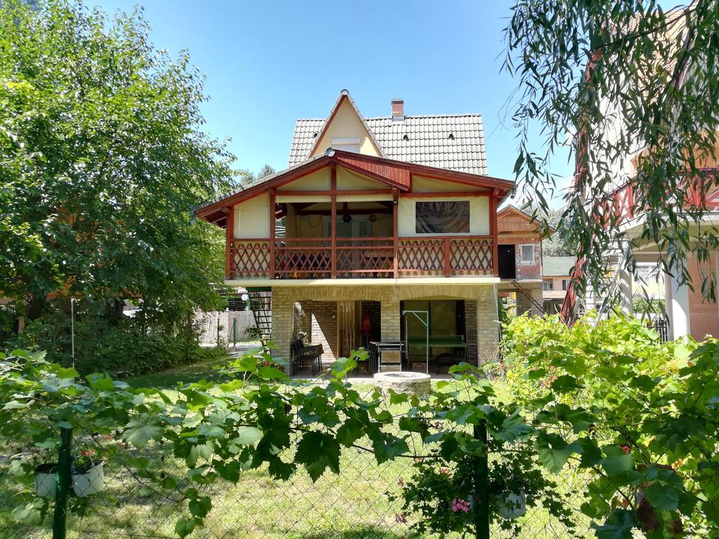 Vila Tiszavirag Vendeghaz Segedín Exteriér fotografie